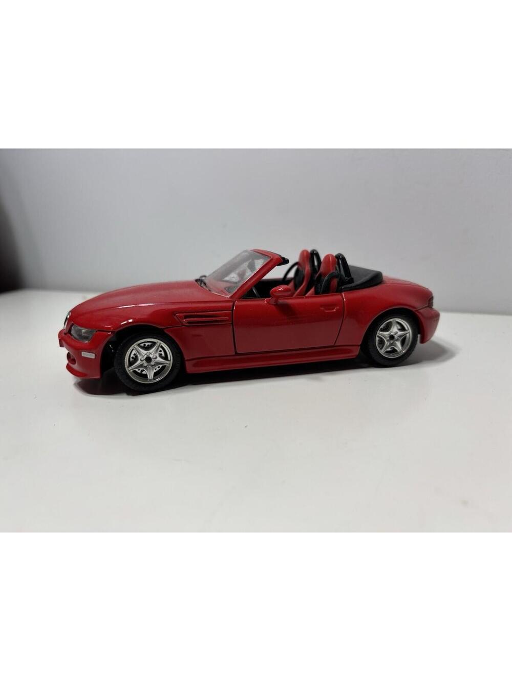 Burango 1996 BMW M Roadster 1:24 scale diecast, Red #BMW